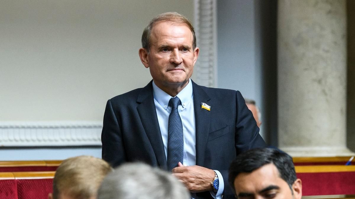 У нас є достатньо грошей, – Медведчук про те, як йому живеться під санкціями У нас є достатньо грошей, – Медведчук про те, як йому живеться під санкціями