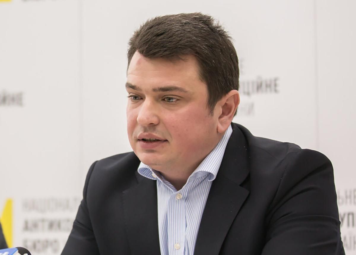 Почему сбор подписей касательно Сытника незаконный: объяснение юриста Почему сбор подписей касательно Сытника незаконный: объяснение юриста