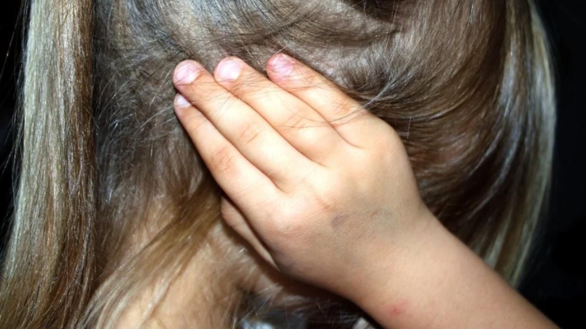 В Белгород-Днивстровському судить мать, которая морила голодом дочь В Белгород-Днивстровському судить мать, которая морила голодом дочь