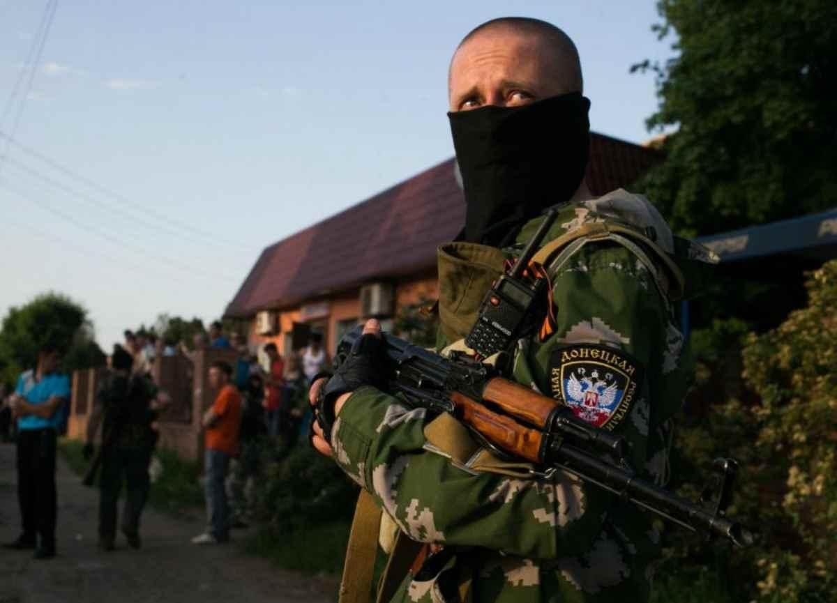 Бойовики на Донбасі заявили, що виходять з перемир'я : також дозволили собі відкривати попереджувальний вогонь
