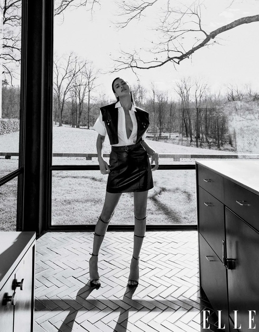 Ірина Шейк знялася для глянцю Ірина Шейк знялася для глянцю