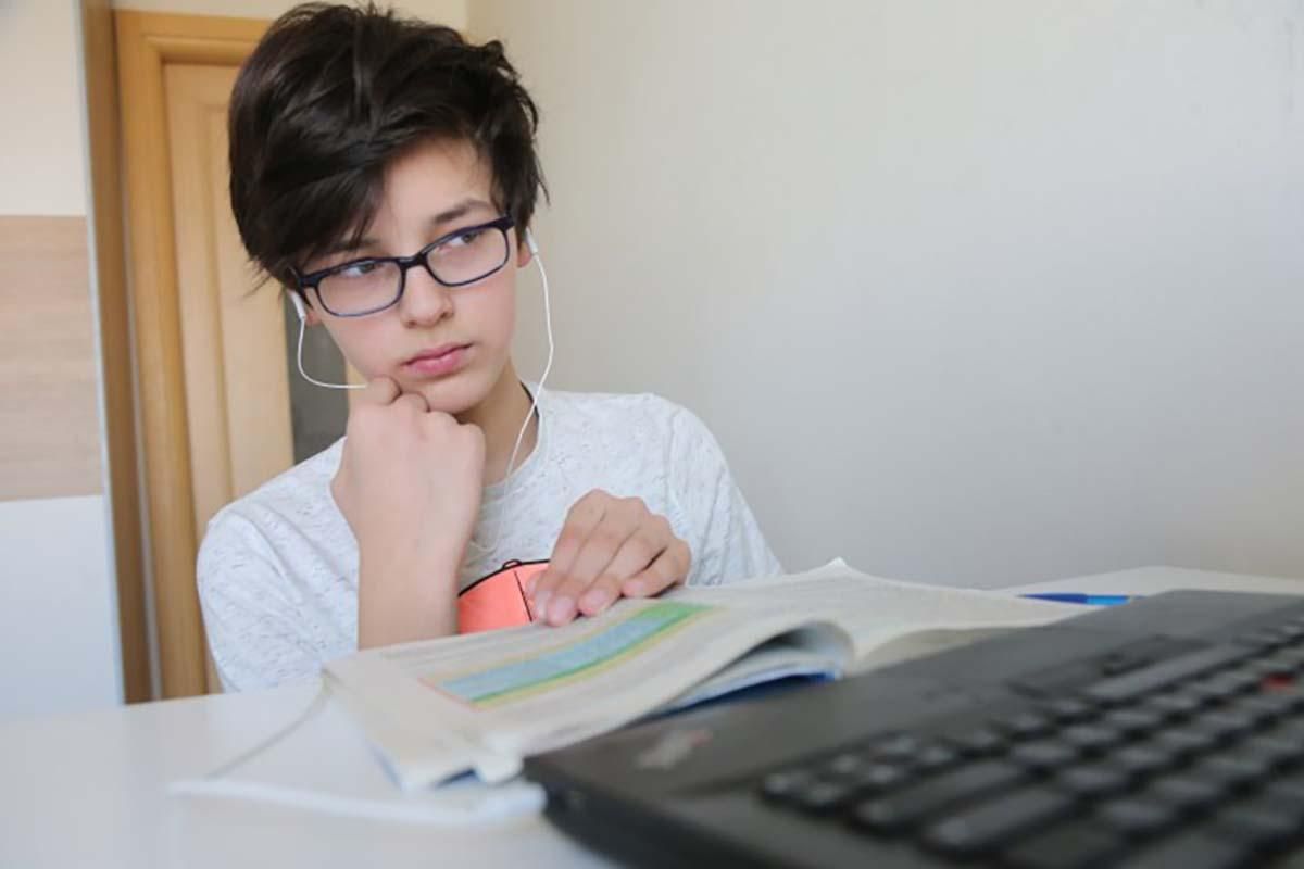 В яких областях України учні навчатимуться дистанційно – перелік В яких областях України учні навчатимуться дистанційно – перелік