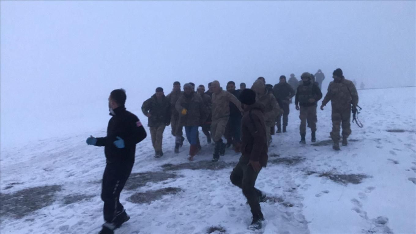 У Туреччині розбився військовий вертоліт: багато жертв