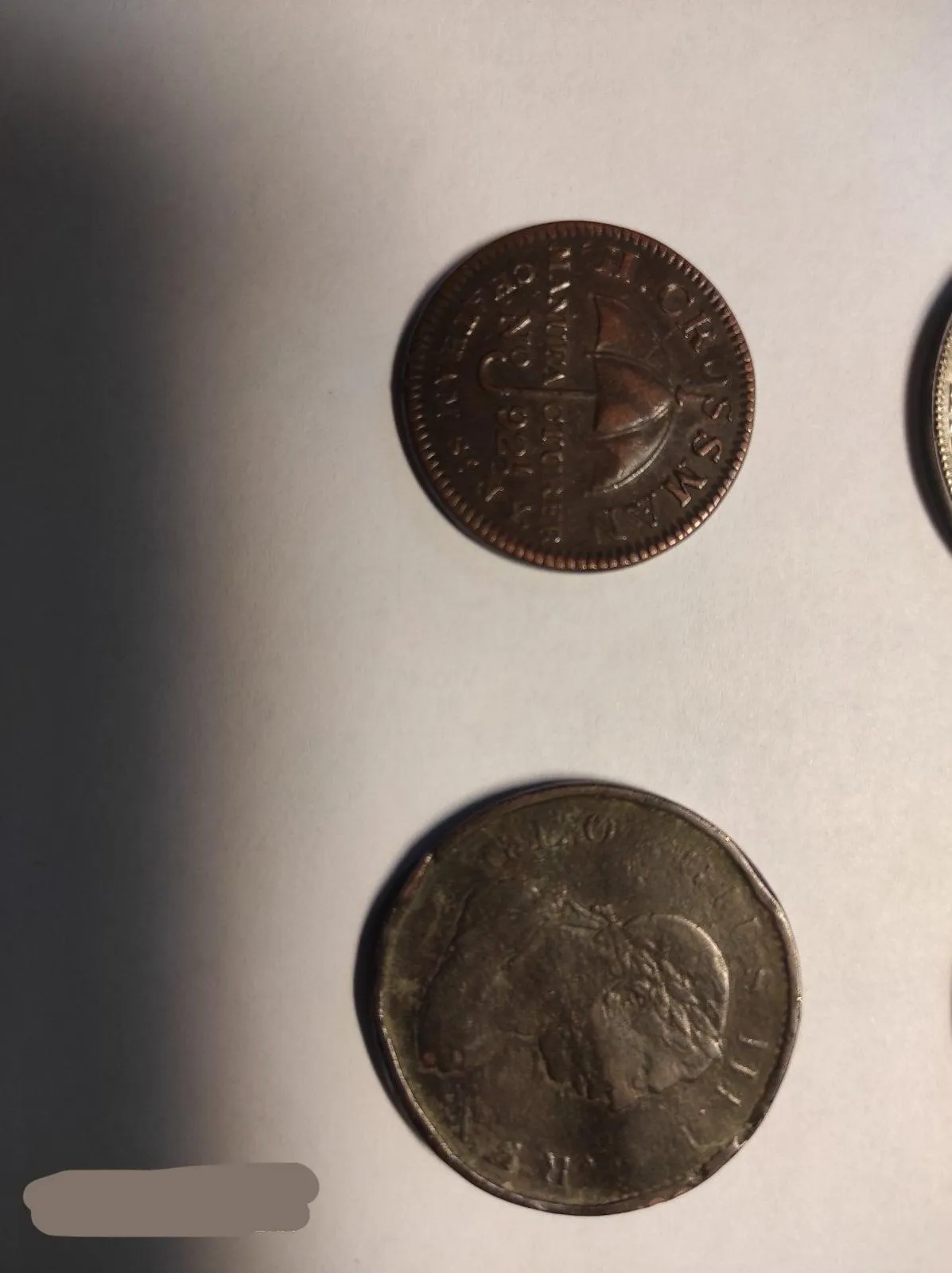 Справжні скарби: львівські митники вилучили чималу колекцію старовинних монет – фото