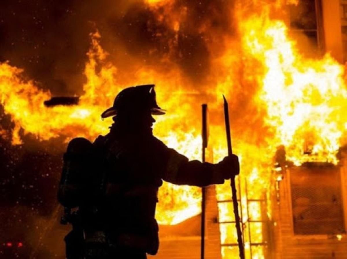 У Києві горіла лазня 8 березня 2021: у пожежі загинули 3 людини
