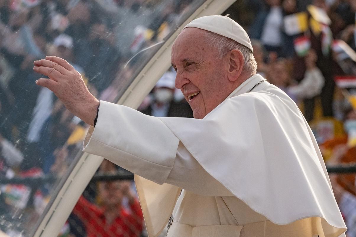 Женщины всегда были отважные от мужчин, - Папа Римский Женщины всегда были отважные от мужчин, - Папа Римский