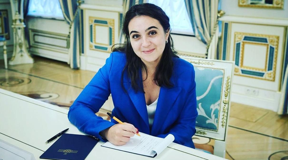 Мендель не смогла объяснить реакцию ОП на санкции против Коломойского Мендель не смогла объяснить реакцию ОП на санкции против Коломойского