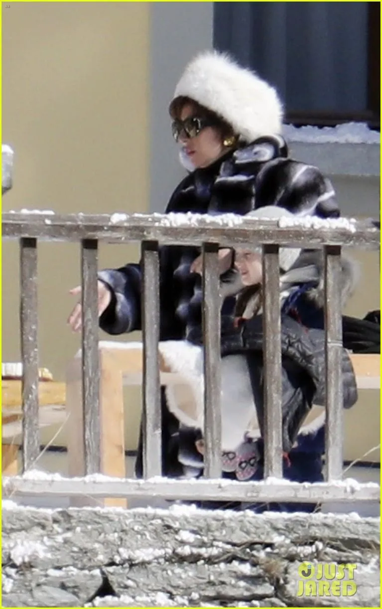 Леді Гага на зйомках нової драми Леді Гага на зйомках нової драми