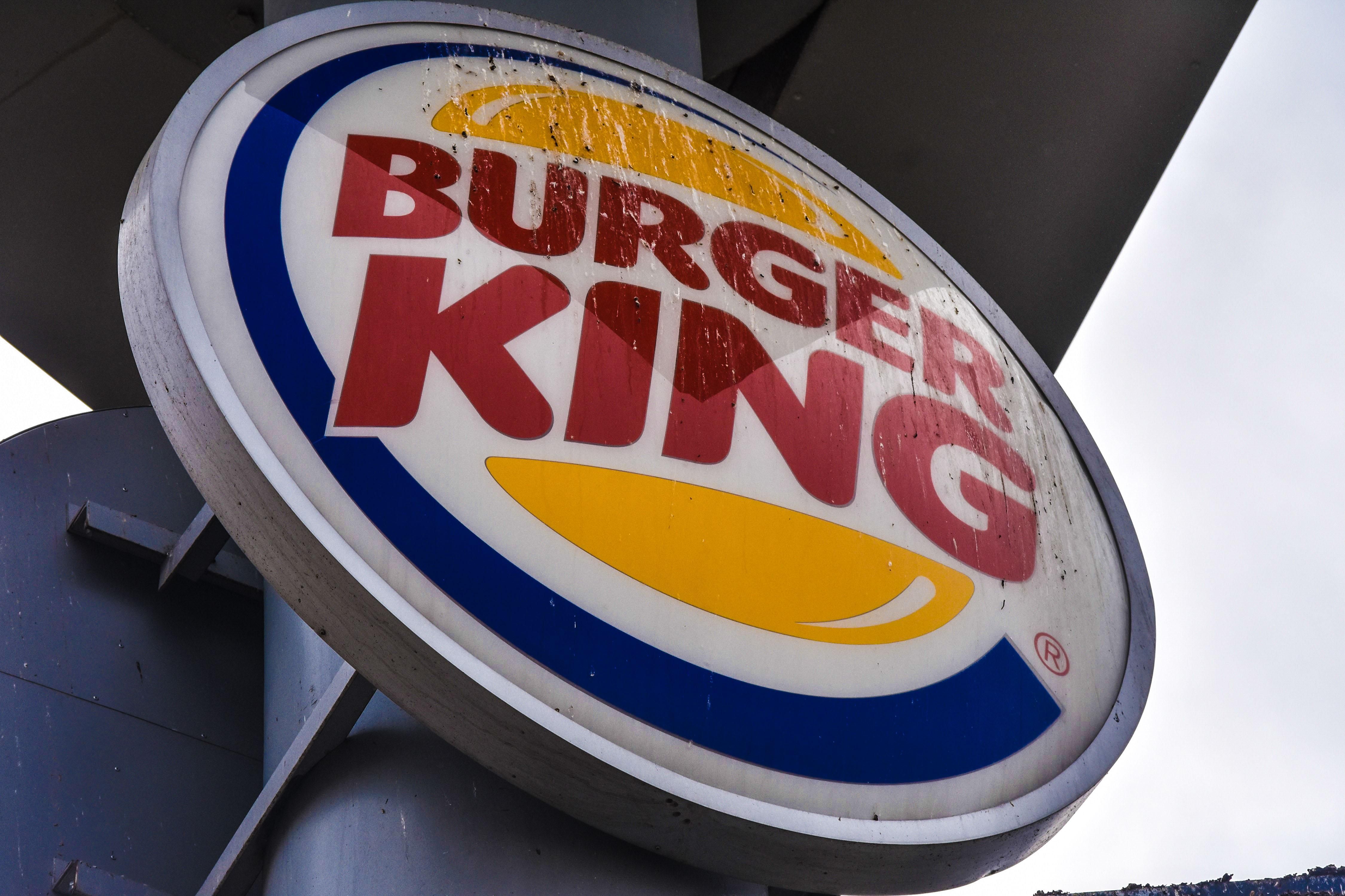 Место женщины - на кухне: Бургер Кинг попал в сексистский скандал