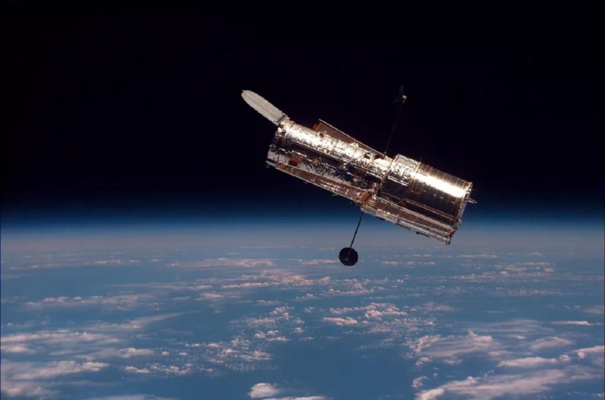 Hubble перейшов у безпечний режим через роботи через збій комп'ютера