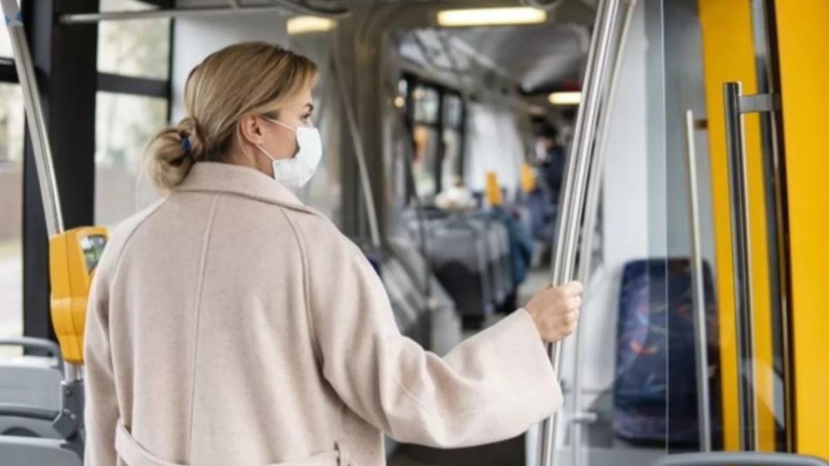 Кабмин ввел новые ограничения красной зоны: относительно транспорта Кабмин ввел новые ограничения красной зоны: относительно транспорта