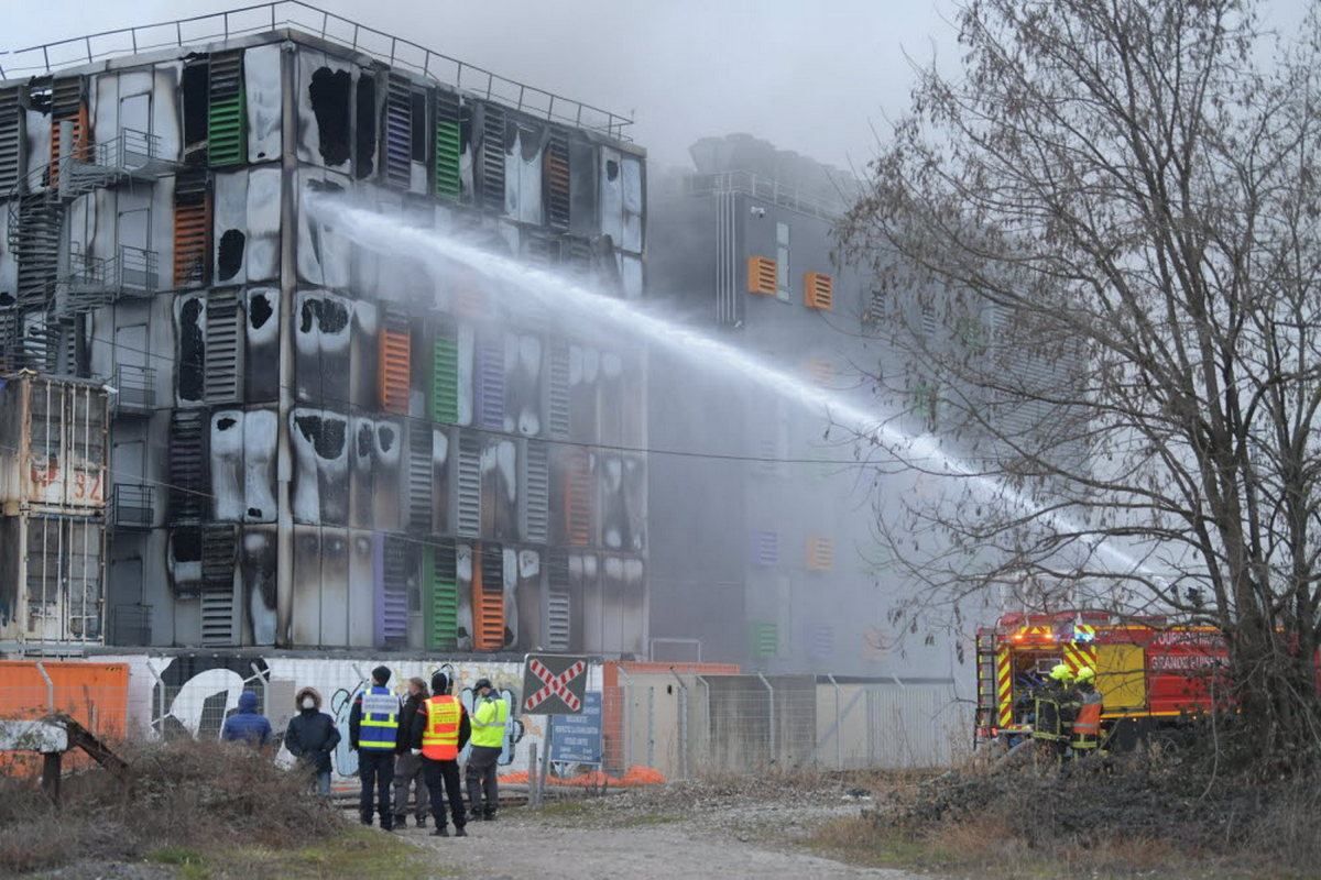 Пожежа в дата-центрі у Страсбурзі – не працюють десятки сайтів