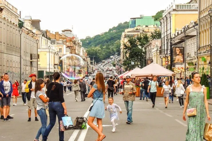 Вулиця Петра Сагайдачного до реконструкції