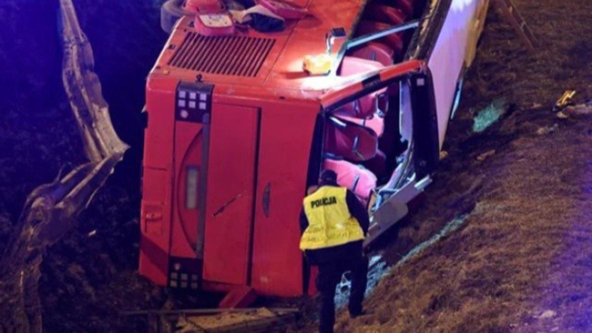 У  лікарнях Польщі залишаються понад 20 постраждалих у ДТП українців