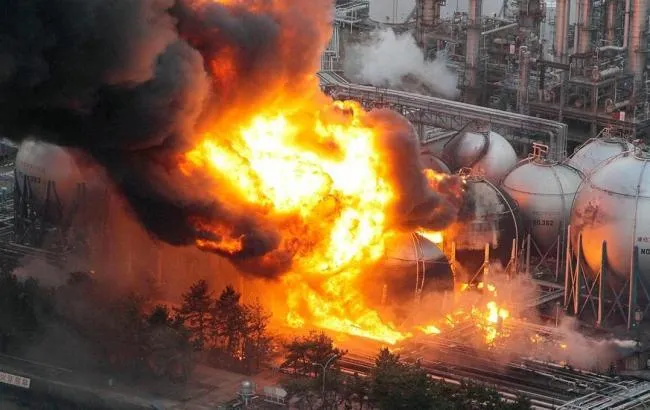 Пожежа на атомній станції в Японії Пожежа на атомній станції в Японії