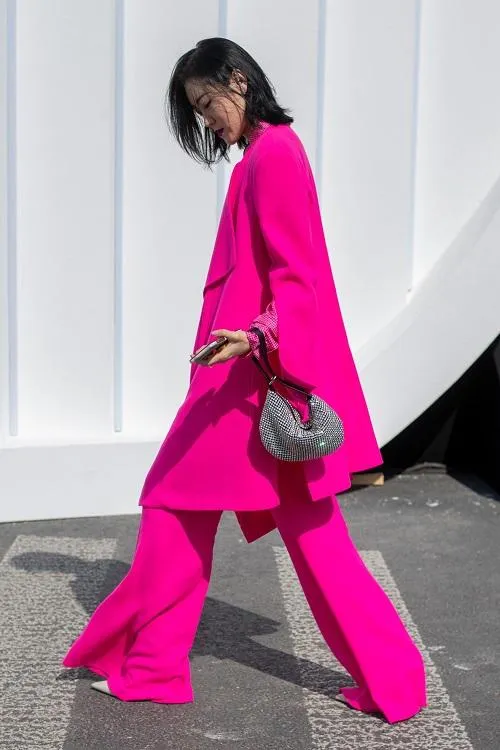 Актуальні костюми 2021 року Актуальні костюми 2021 року