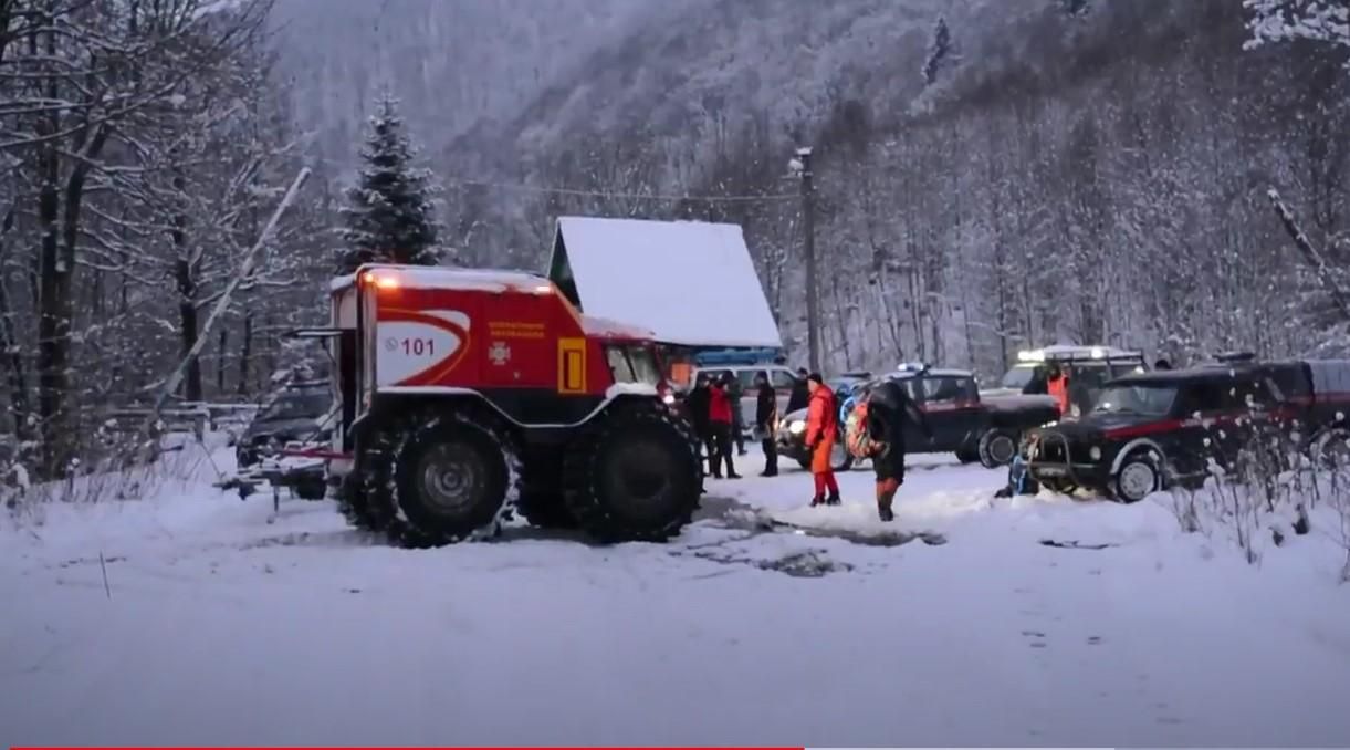Пошуки зниклого киянина в Карпатах припинили Пошуки зниклого киянина в Карпатах припинили
