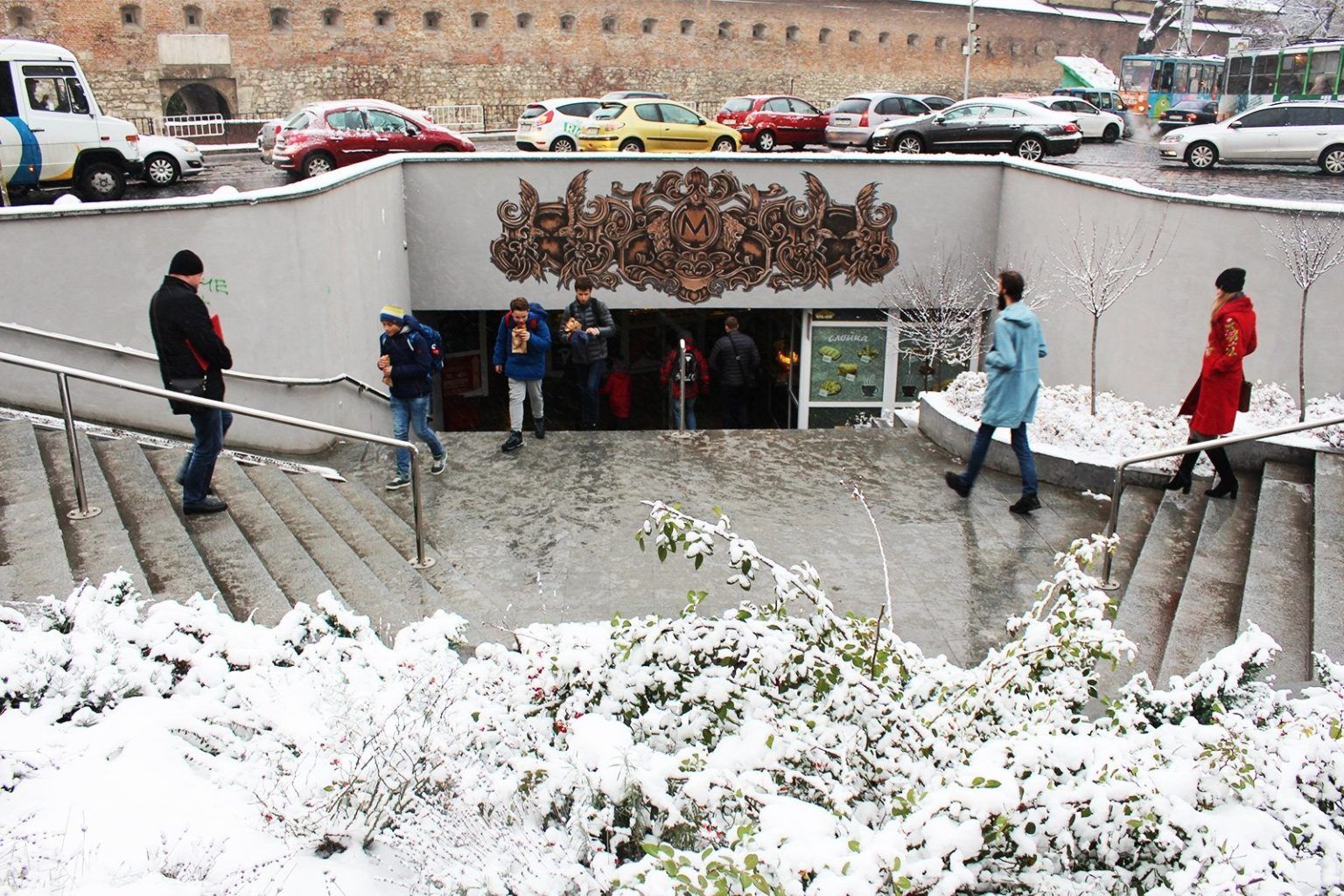 Крамничок більше не буде: у львівському підземному переході планують створити галерею Крамничок більше не буде: у львівському підземному переході планують створити галерею