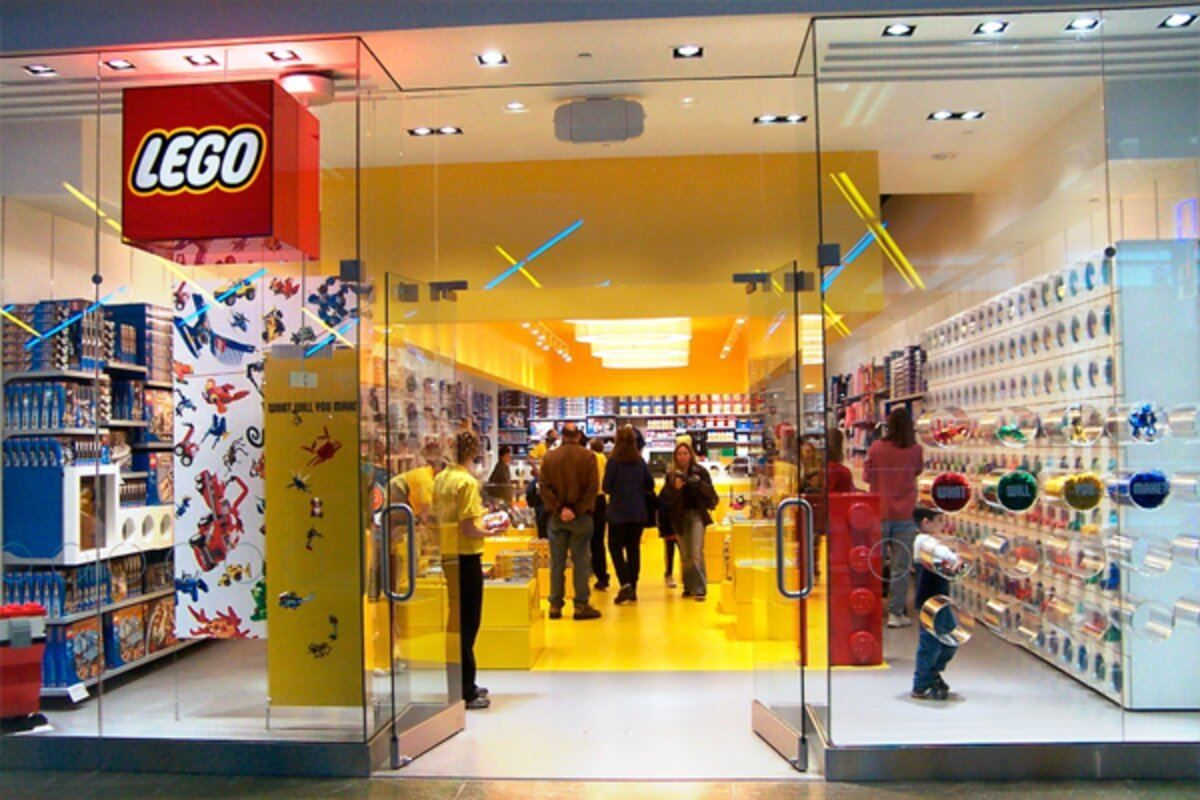 Компанія Lego досягла рекордних продажів під час пандемії 2020 Компанія Lego досягла рекордних продажів під час пандемії 2020