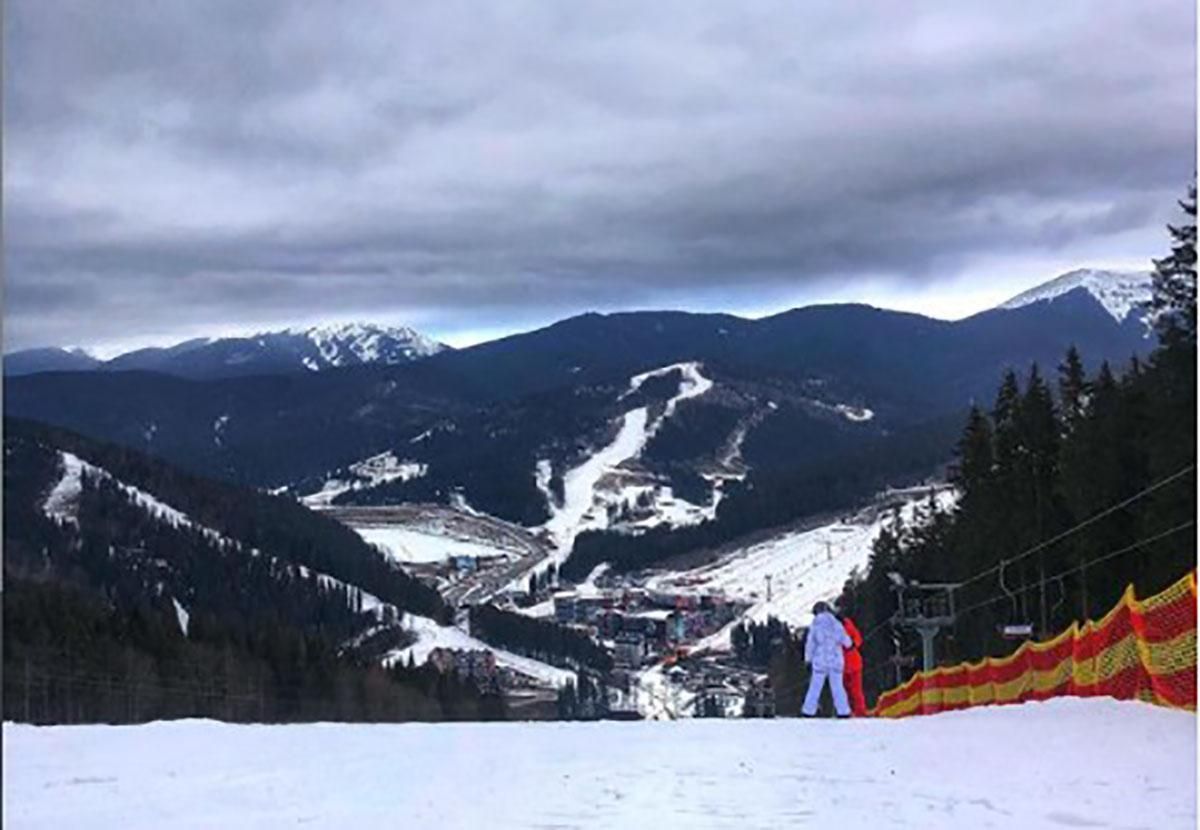 Поліція виписує штрафи: яка ситуація в Буковелі 12.03.2021 Поліція виписує штрафи: яка ситуація в Буковелі 12.03.2021