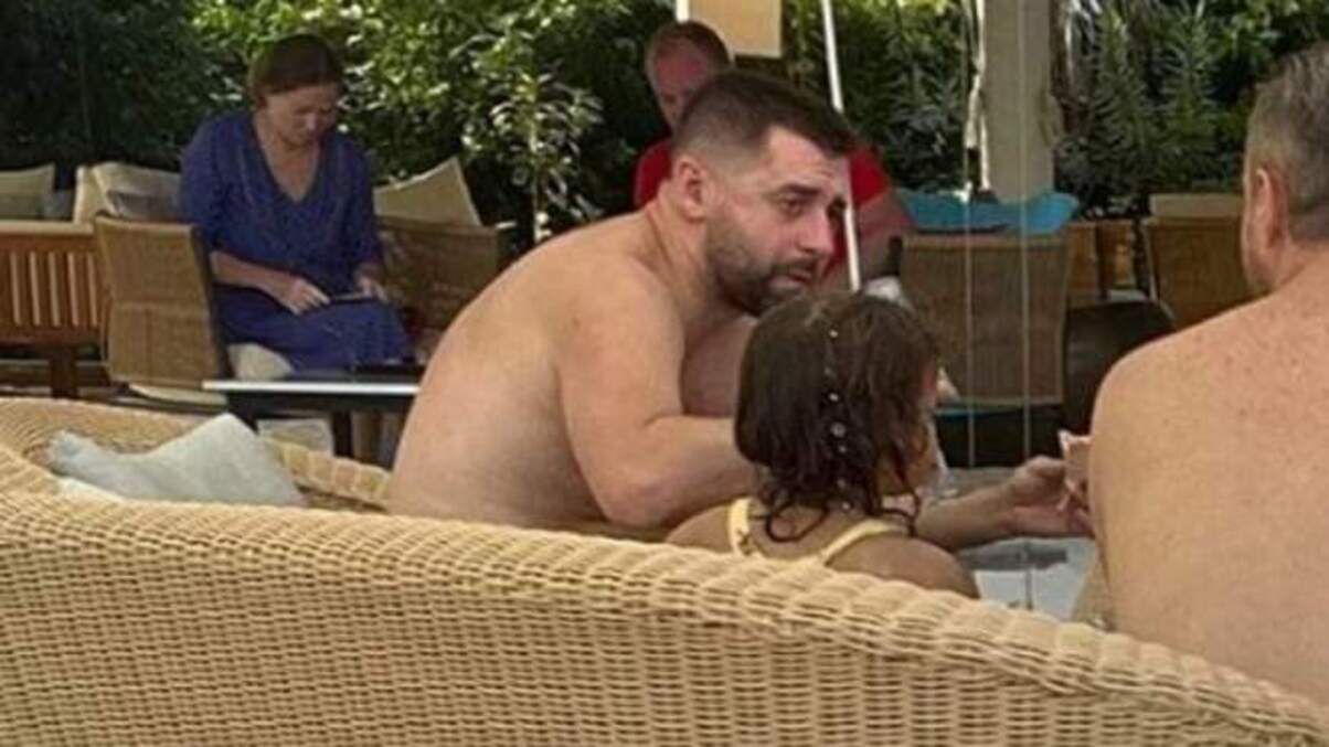 Арахамия рассказал, чем занимался на Мальдивах Арахамия рассказал, чем занимался на Мальдивах