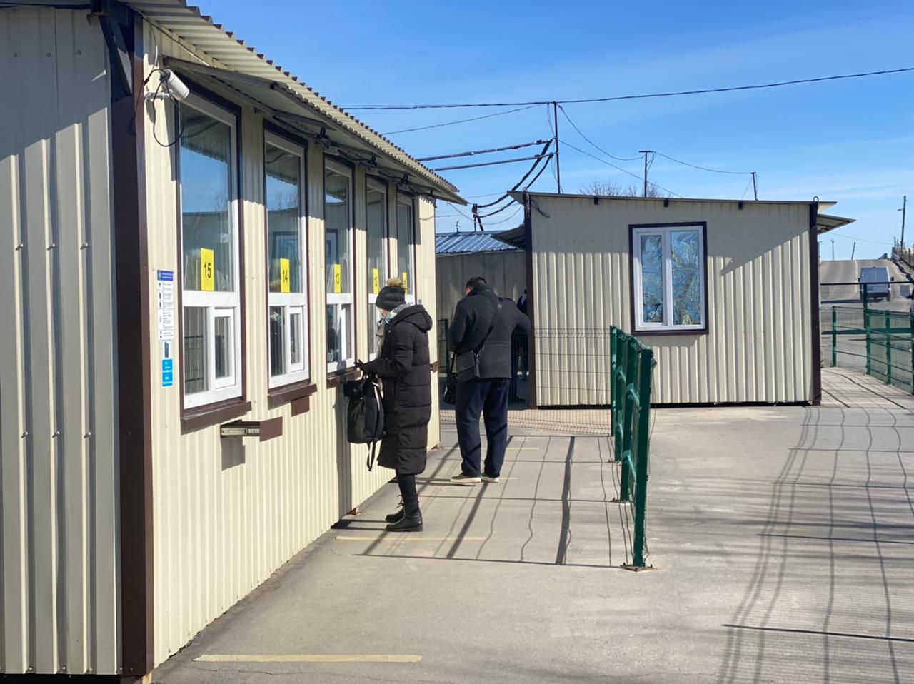 Боевики на Донбассе блокируют работу КПВВ: какая ситуация сейчас Боевики на Донбассе блокируют работу КПВВ: какая ситуация сейчас