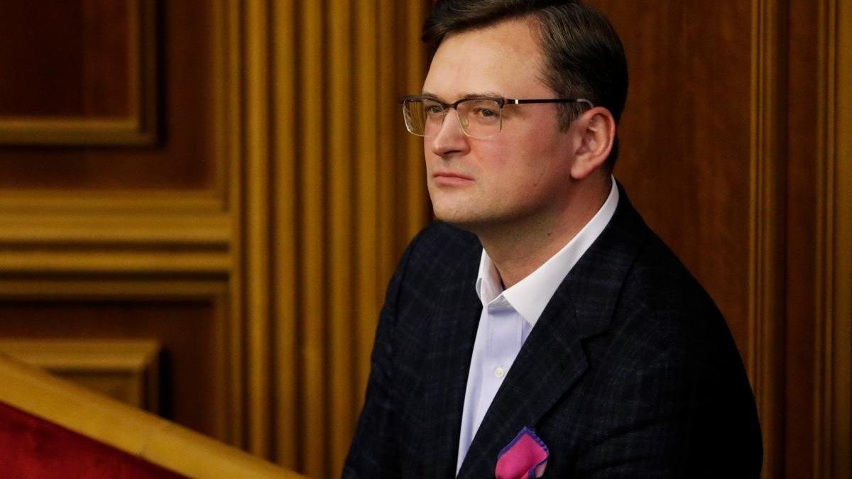 Словенский министр перепутал имя и фамилию Дмитрия Кулебы Словенский министр перепутал имя и фамилию Дмитрия Кулебы