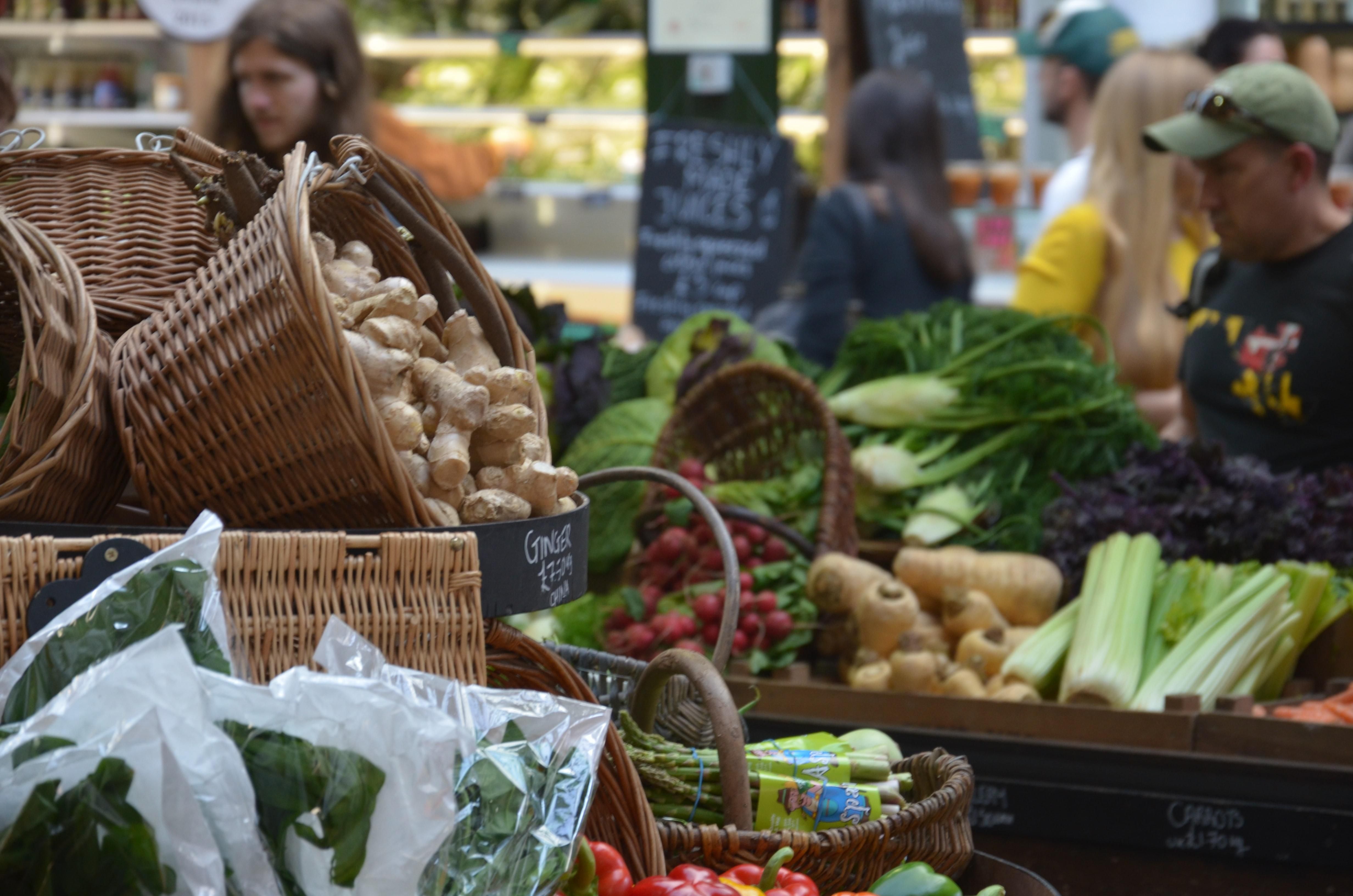 Прем'єр Денис Шмигаль про ціни на продукти Прем'єр Денис Шмигаль про ціни на продукти