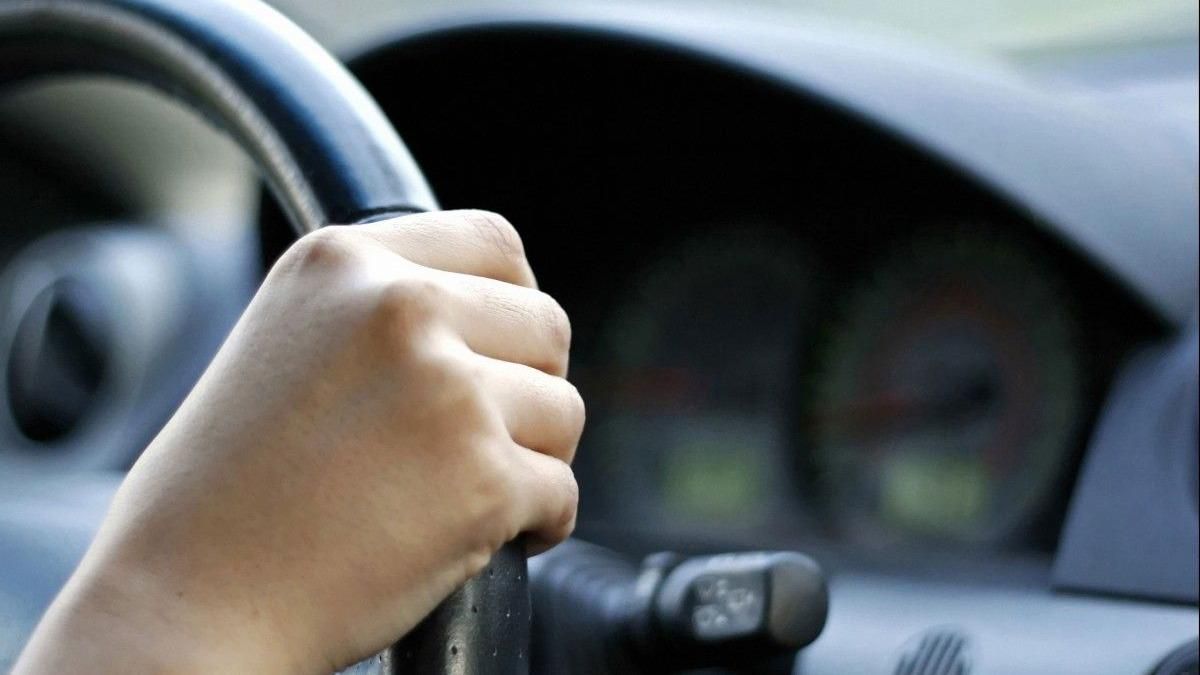 В Украине первым водителям-нарушителям выписали новые штрафы В Украине первым водителям-нарушителям выписали новые штрафы