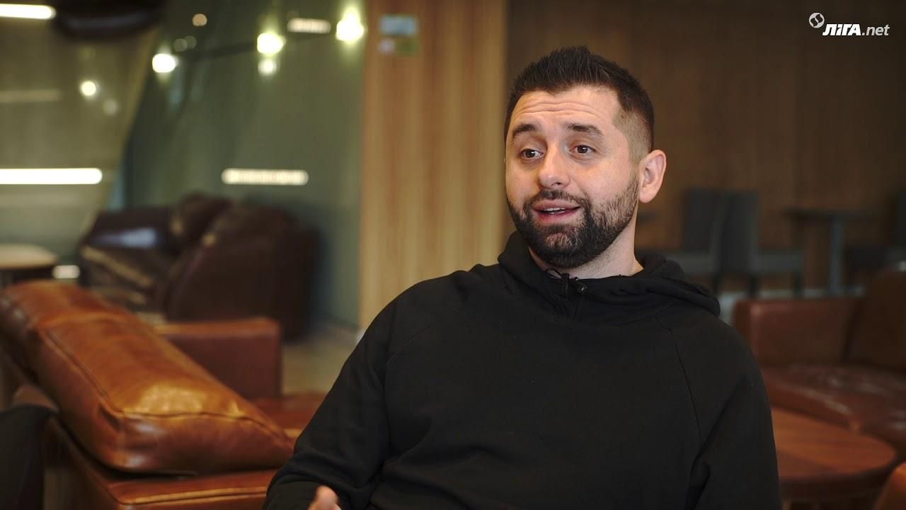 Робота Ради заблокована: Арахамія звернувся до ОПЗЖ та Батьківщини Робота Ради заблокована: Арахамія звернувся до ОПЗЖ та Батьківщини