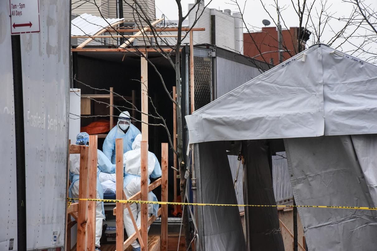 Локдауны в отдельных областях: у президента объяснили идею Локдауны в отдельных областях: у президента объяснили идею