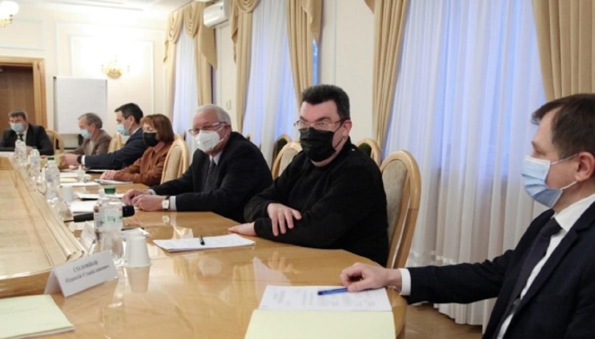 Резонансные вопросы на заседание СНБО не рассматривать, - нардеп Резонансные вопросы на заседание СНБО не рассматривать, - нардеп