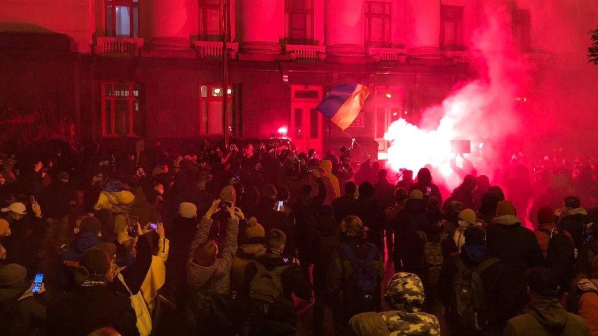 Протесты в Киеве по Стерненка 20 марта 2021: фото, видео