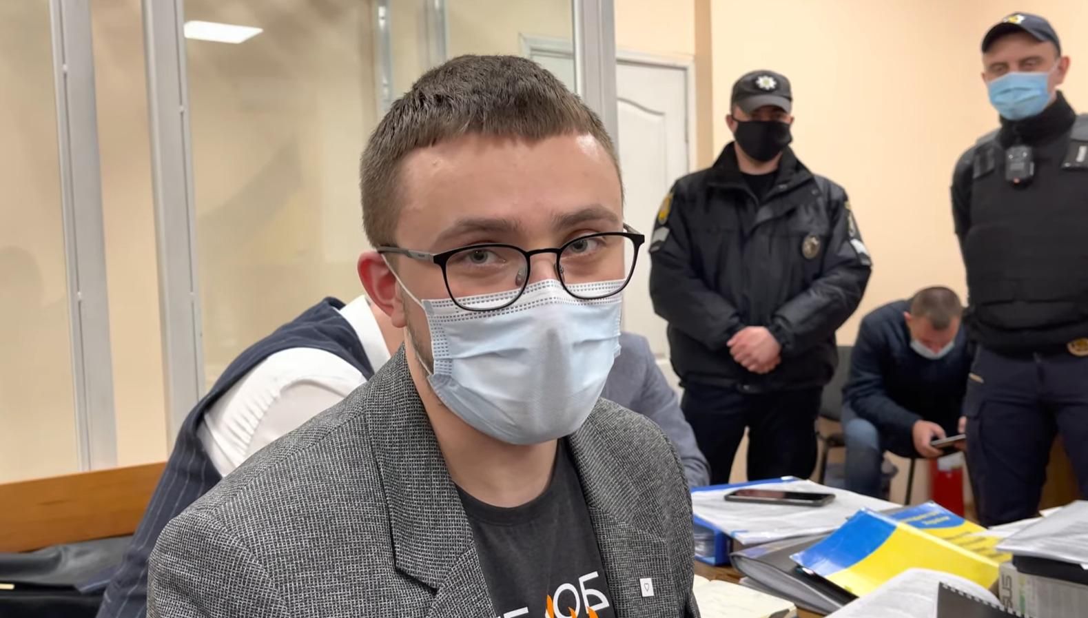 Стерненко записал обращение из зала суда – смотрите видео Стерненко записал обращение из зала суда – смотрите видео