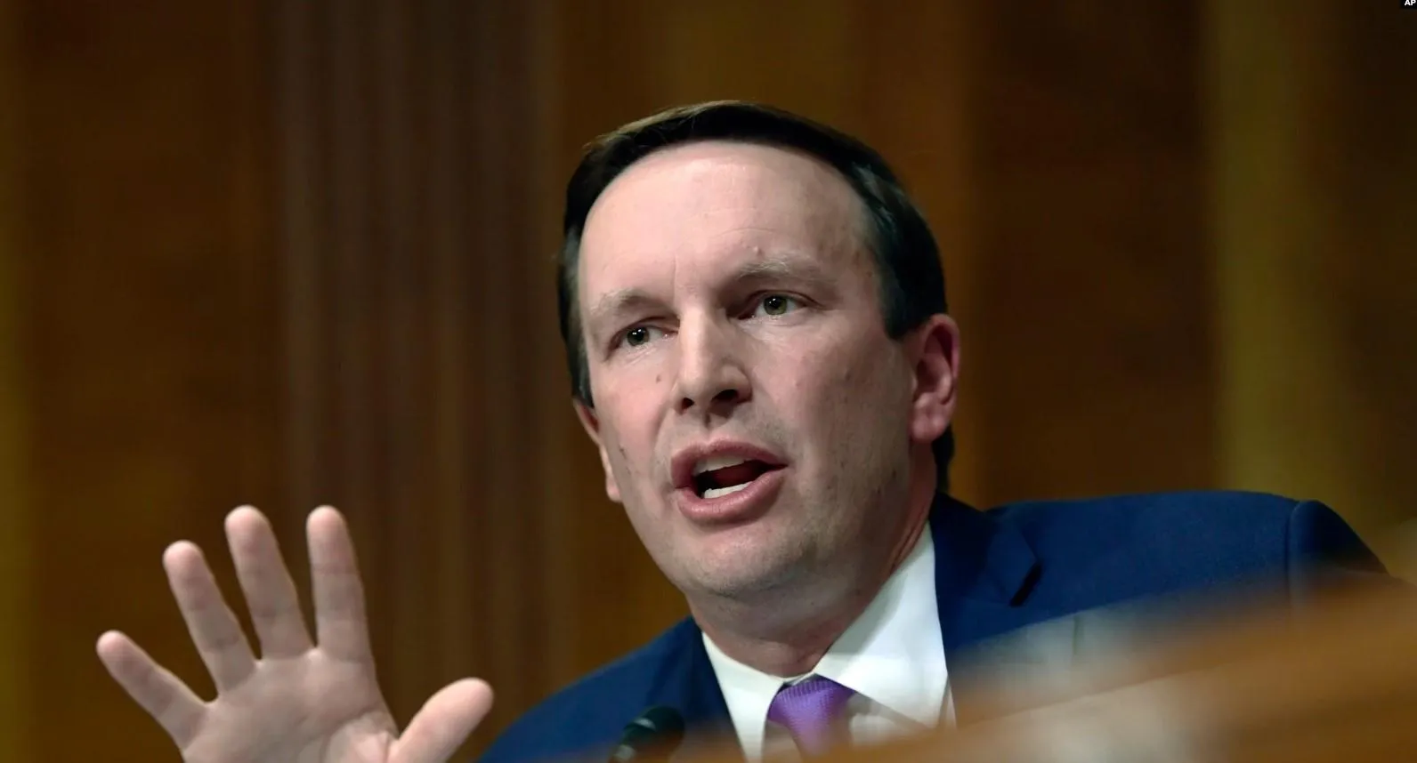 Сенатор США Сенатор США