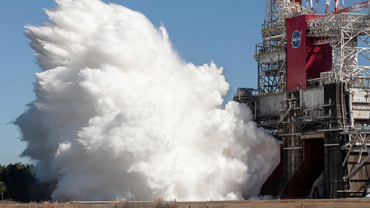 NASA успішно здійснила фінальний тест надважкої ракети SLS NASA успішно здійснила фінальний тест надважкої ракети SLS