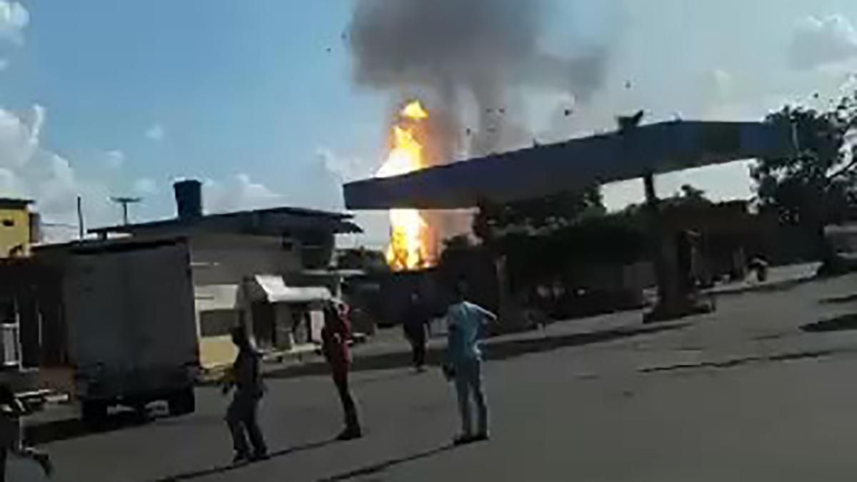 Взрыв на нефтезаводу в Венесуэле 20 марта 2021 – видео