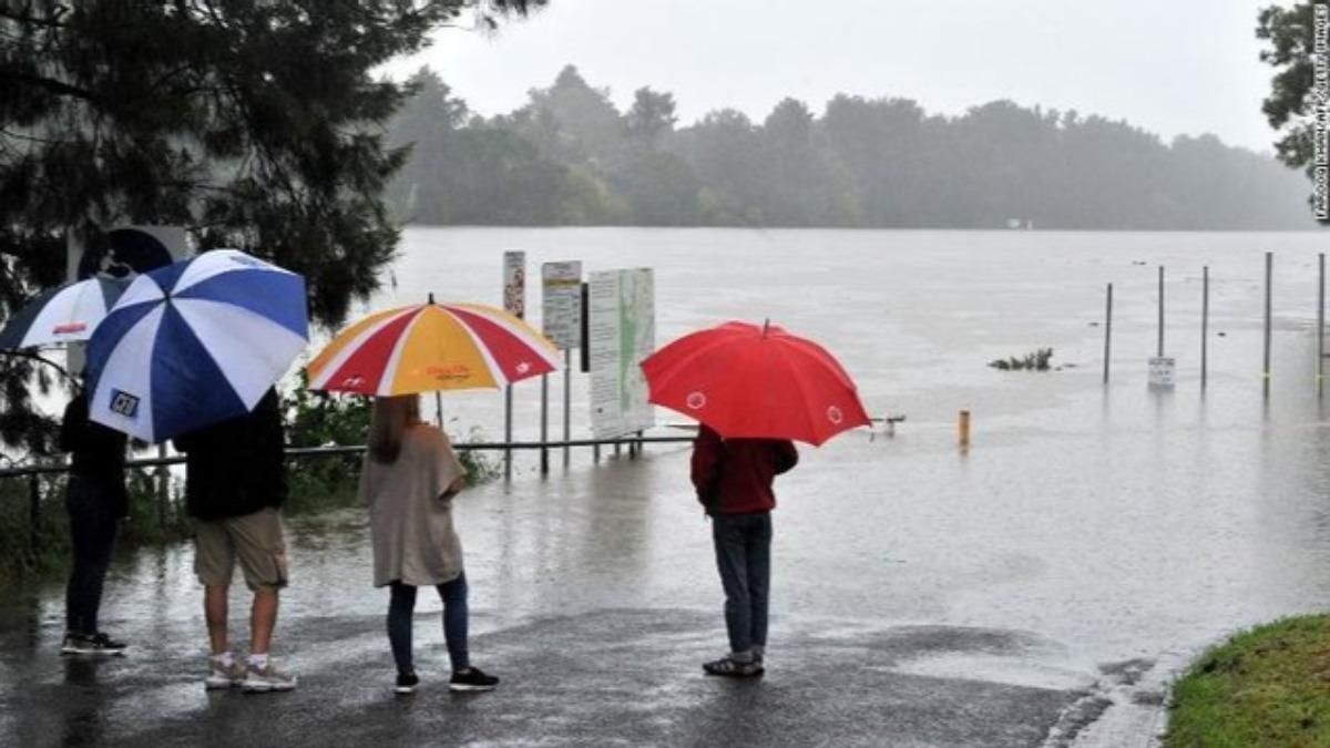 Потужні повені в Австралії: вже евакуювали 18 тисяч людей