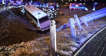 У Польщі в ДТП потрапив український автобус: є жертва та постраждалі – фото