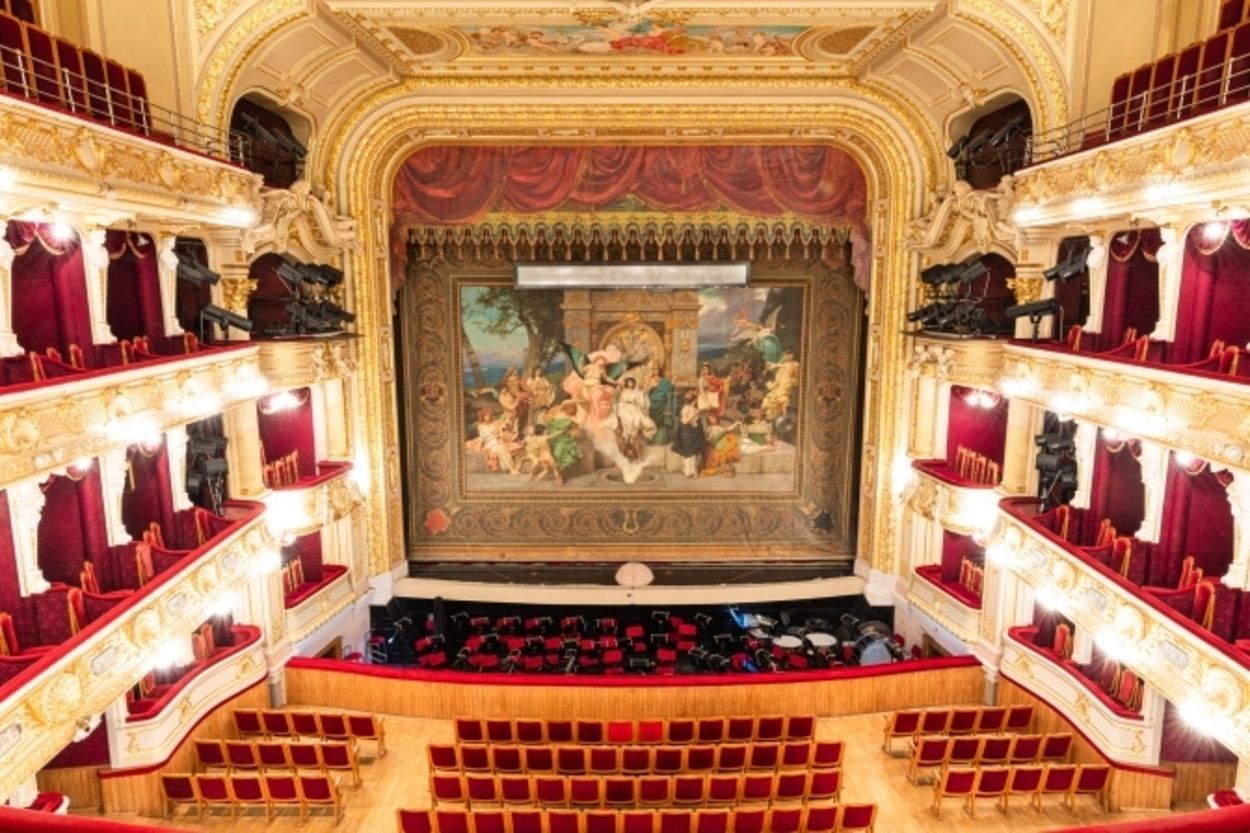 Львовская опера будет бесплатно транслировать спектакли во время локдауну 