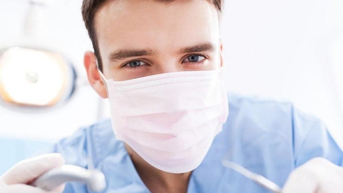 У Києві судитимуть стоматолога за розбої та замах на вбивство У Києві судитимуть стоматолога за розбої та замах на вбивство