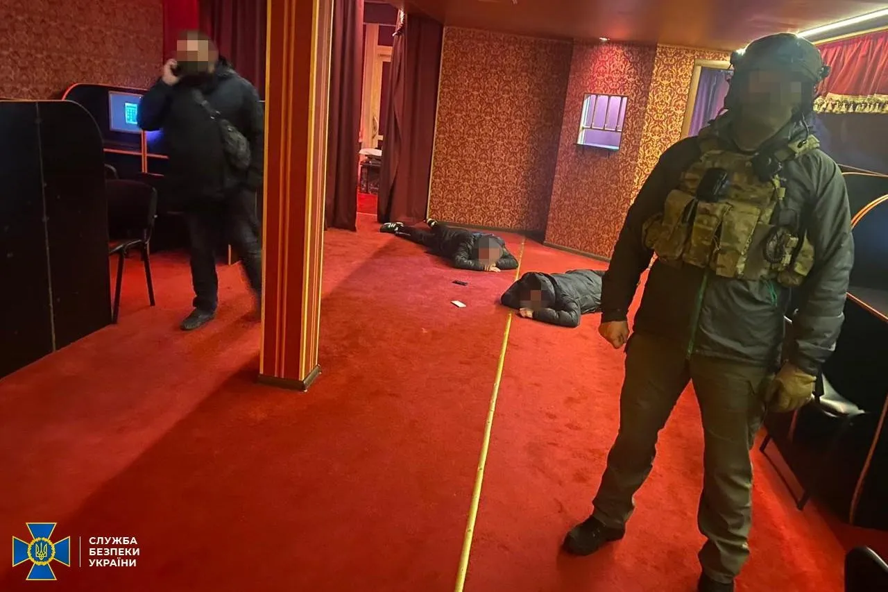 СБУ заблокувала нелегальний бізнес СБУ заблокувала нелегальний бізнес