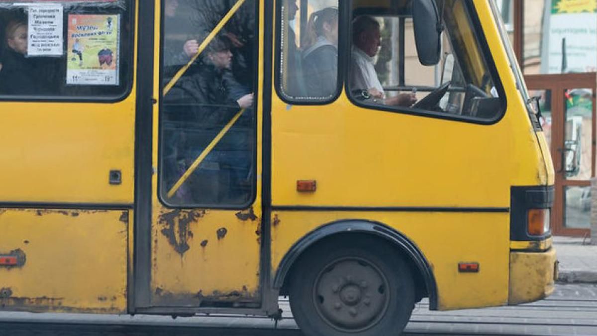 У Києві маршрутники просять Кличка заборонити їх офіційно