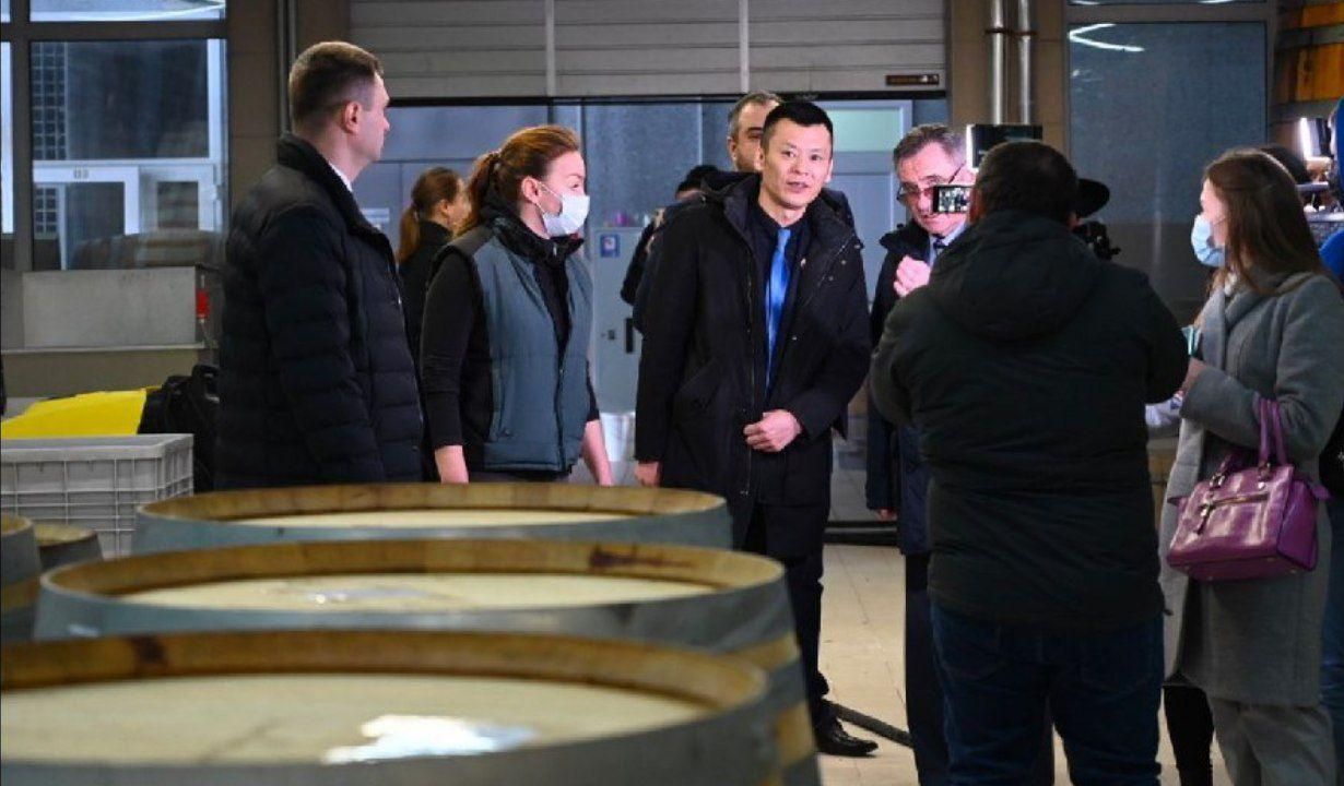 Китайская делегация в Крыму оказалась группой торговцев из Москвы