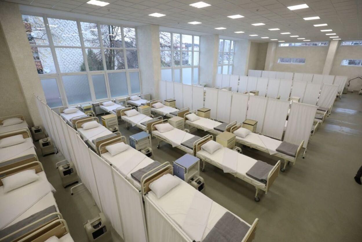У Львові планують розгорнути понад 1000 додаткових ліжок для хворих на COVID-19 У Львові планують розгорнути понад 1000 додаткових ліжок для хворих на COVID-19