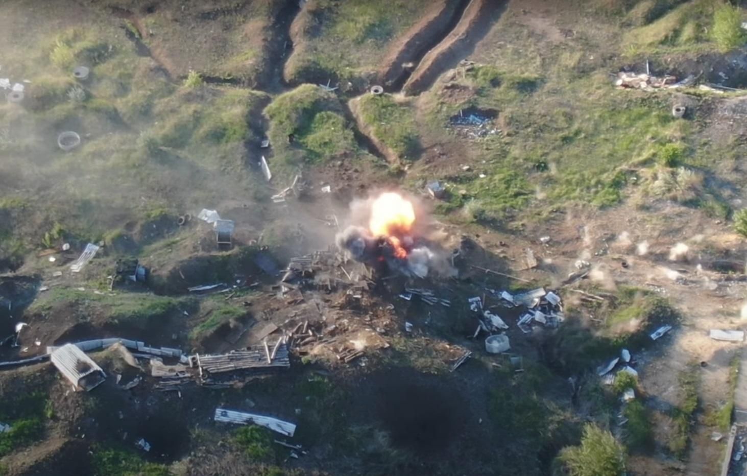 ВСУ уничтожили позиции боевиков: мощное видео