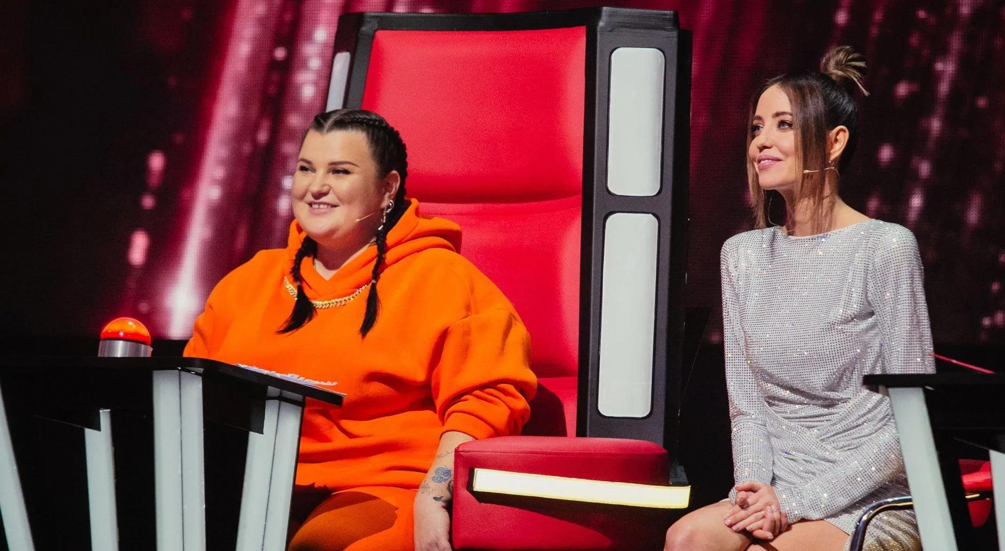 DOROFEEVA і Alyona Alyona DOROFEEVA і Alyona Alyona