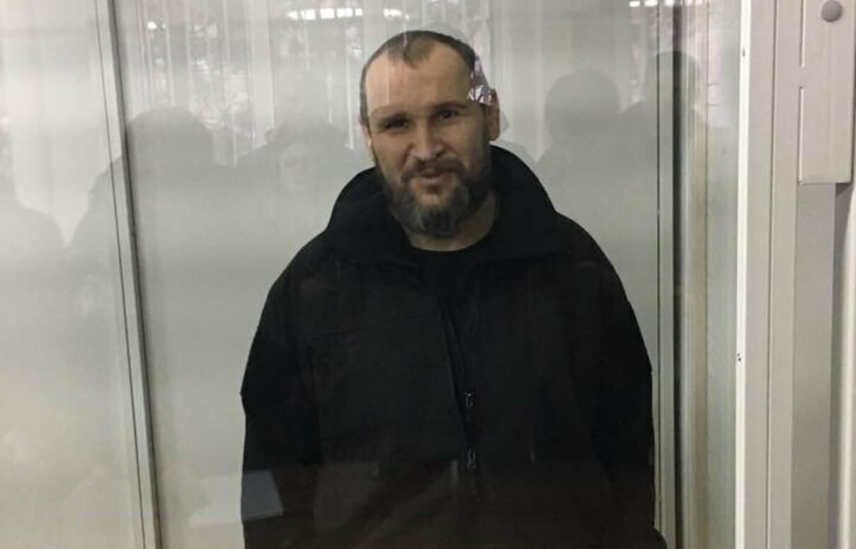 Затриманому в справі Семенченка Новікову розбили все обличчя