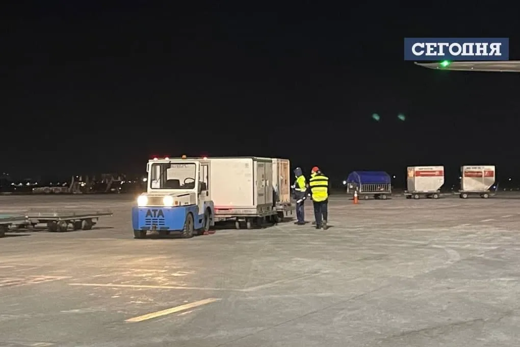 Вацкина Сіновак прибула в Україну Вацкина Сіновак прибула в Україну