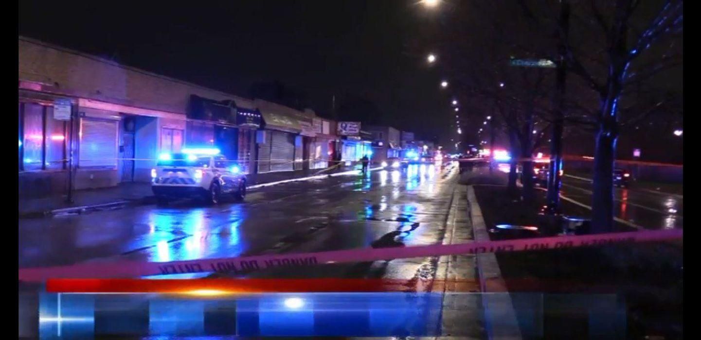 У США невідомий відкрив вогонь по людях: є жертва та поранені У США невідомий відкрив вогонь по людях: є жертва та поранені